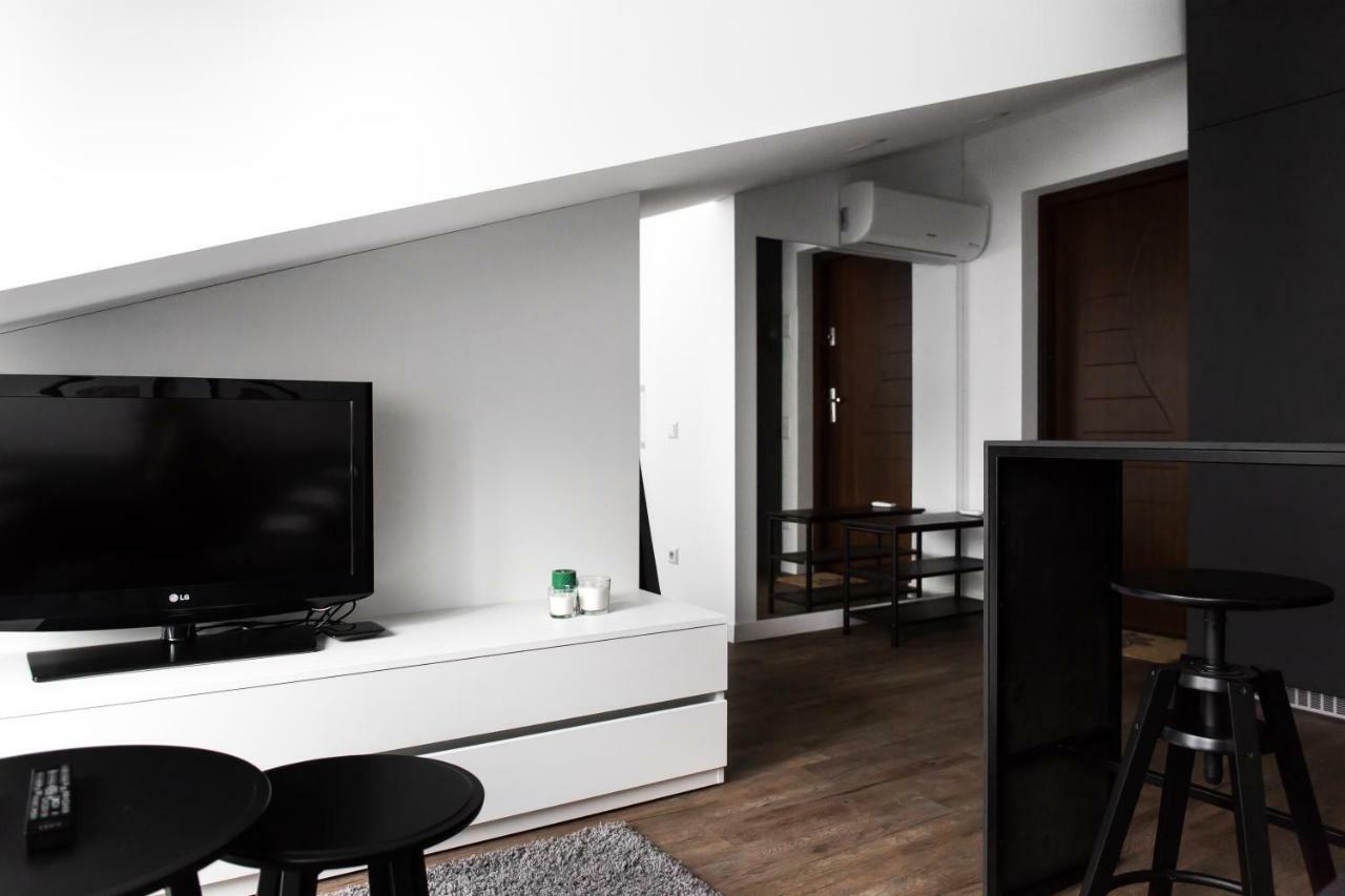 Deluxe Apartments By Hostlovers Kaunas Bagian luar foto