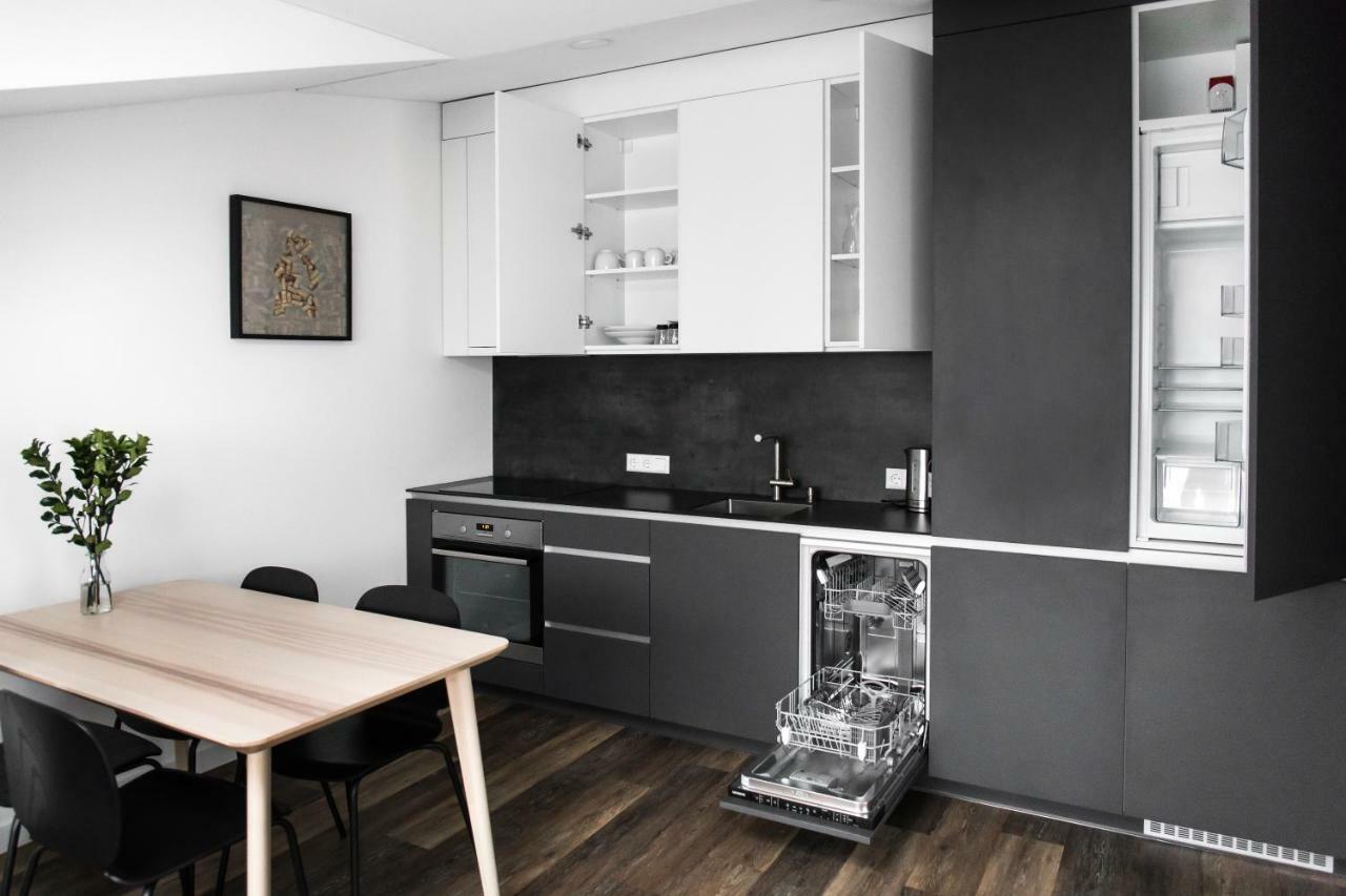 Deluxe Apartments By Hostlovers Kaunas Bagian luar foto