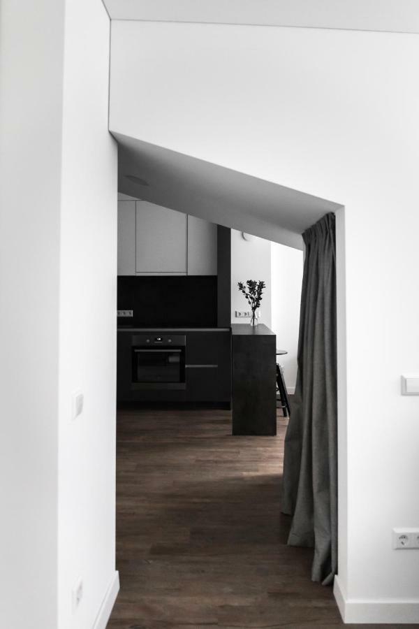 Deluxe Apartments By Hostlovers Kaunas Bagian luar foto