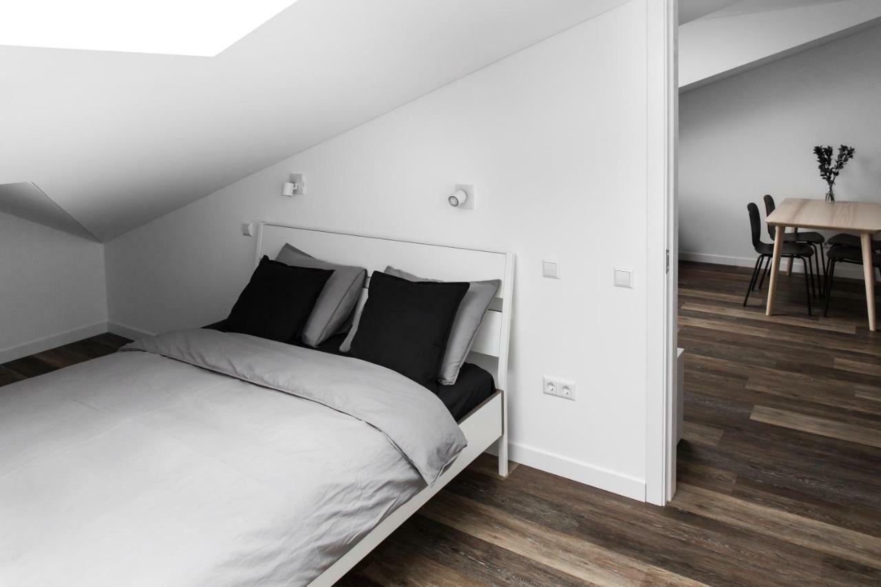 Deluxe Apartments By Hostlovers Kaunas Bagian luar foto